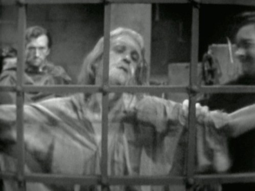 Richard is murdered by Exton (Robert Lang)