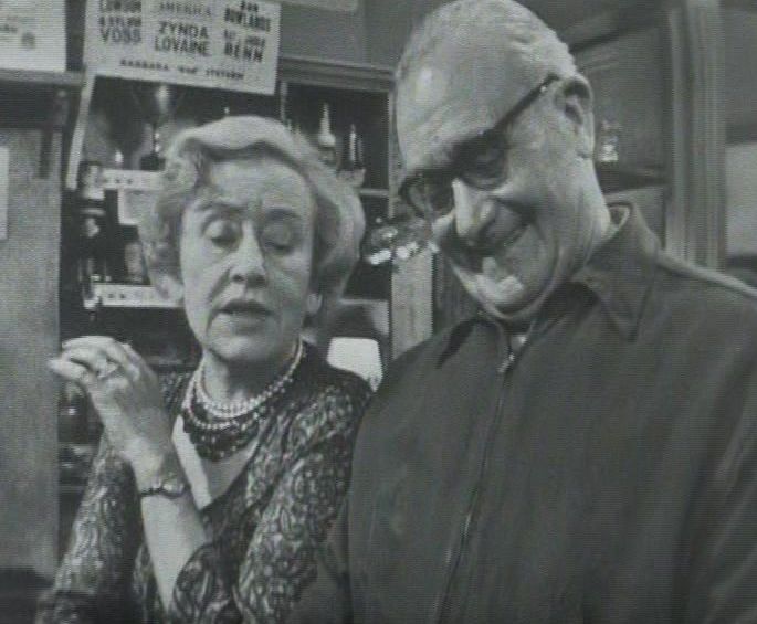 corrie 601214-01.jpg