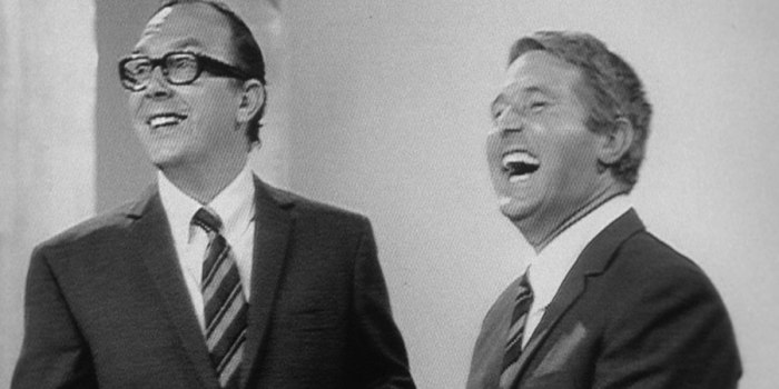 the_morecambe_wise_show_0105.jpg